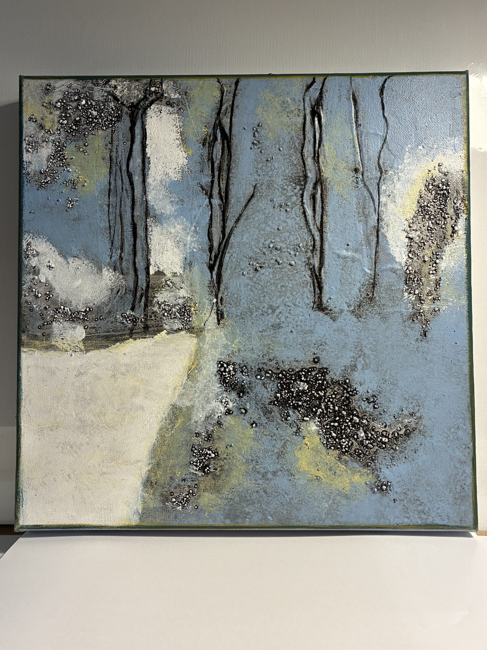 Stilte 2 - Acryl op plamuur en zand. 30 x 30 cm.